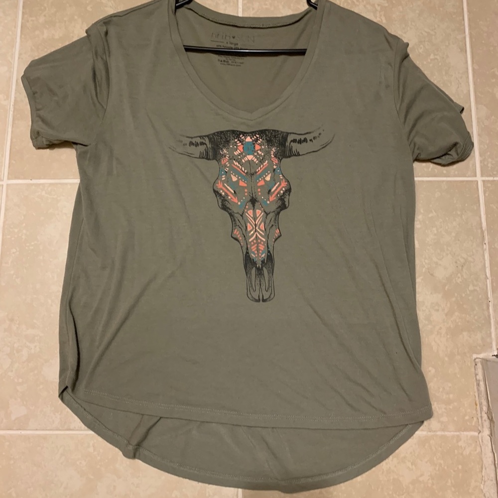 Tee